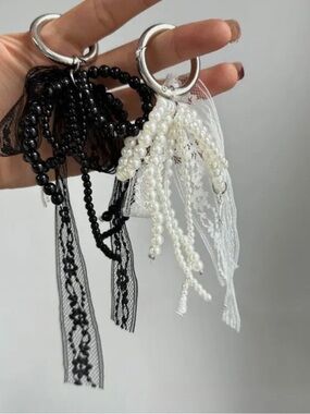 Pearl & Lace Keyring/ Bag Charm — Black or White